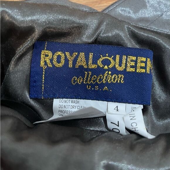 Royal Queen Collection Formal Gray Beaded and Sequin Party Dress Size 4 - Picture 6 of 7